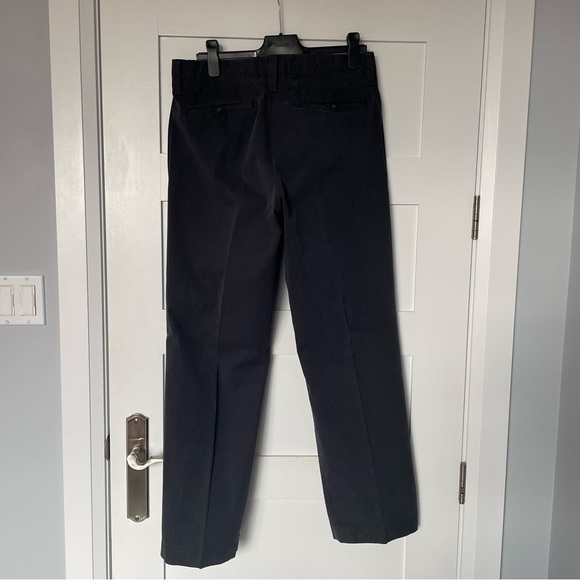 Men’s Khakis by GAP - Picture 3 of 7